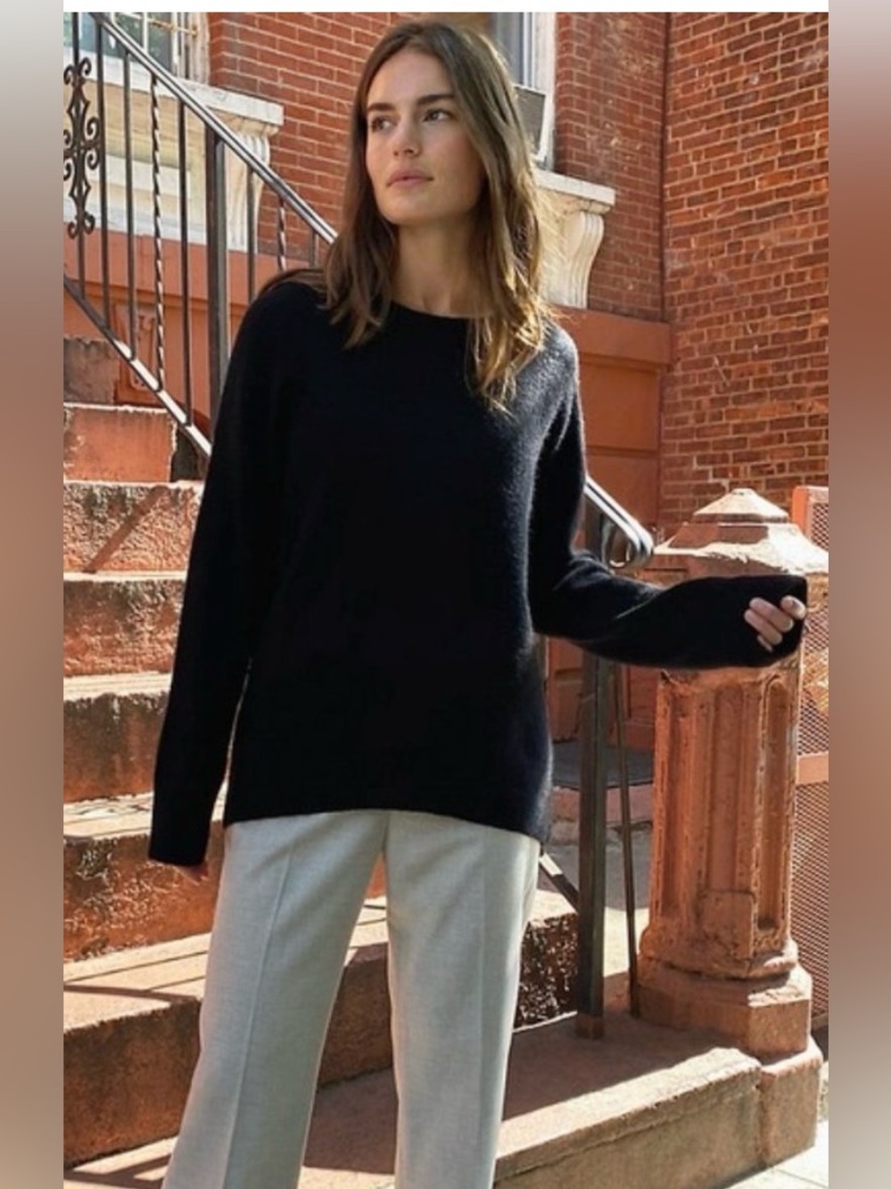Aritzia The Group by Babaton Thurlow Sweater Sz XS Oversized Soft Crewneck Black